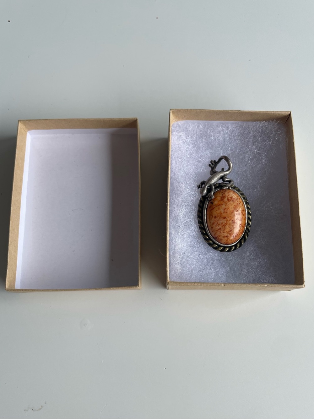 Vintage Lizard Gecko Pendant Orange Jasper Stone Southwestern Charm